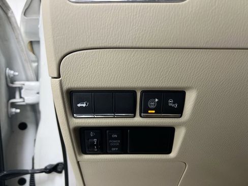 Used 2016 INFINITI QX80 Base w/ 22" Wheel Package image 19