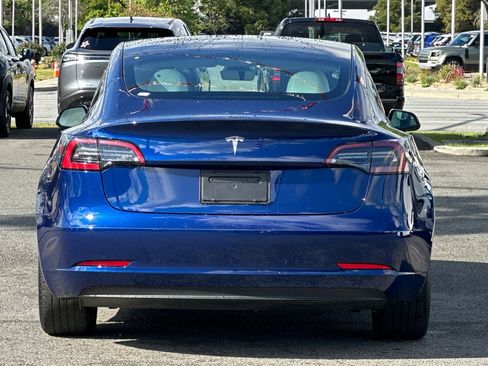 Used 2023 Tesla Model 3 Standard Range image 5