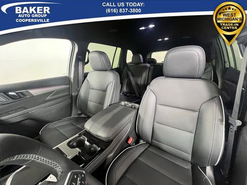 New 2025 Buick Enclave Preferred w/ Power Package image 10