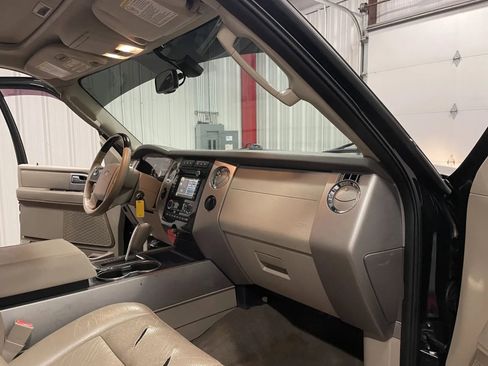 Used 2012 Ford Expedition EL Limited image 48