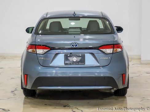 Used 2020 Toyota Corolla LE FWD image 7