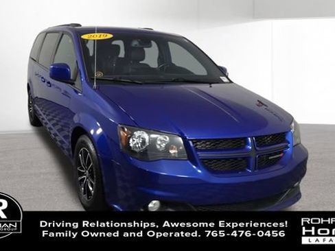 Used 2019 Dodge Grand Caravan GT FWD image 3