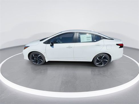 New 2025 Nissan Versa SR w/ Trunk Package image 5