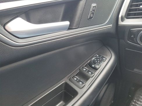 Used 2024 Ford Edge SEL image 28