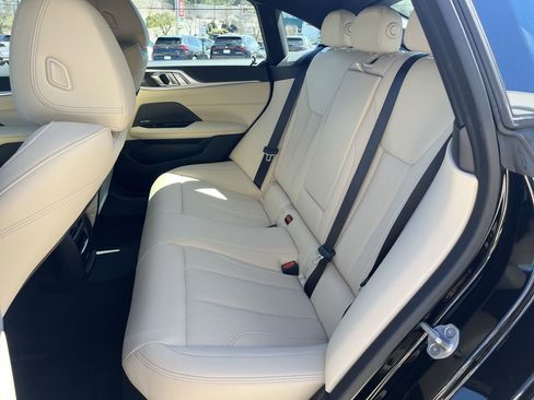 Used 2026 BMW i4 eDrive40 w/ Premium Package image 32