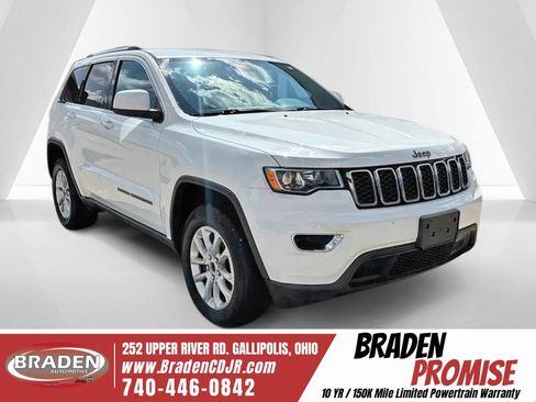 Used 2021 Jeep Grand Cherokee Laredo AWD/4WD image 1