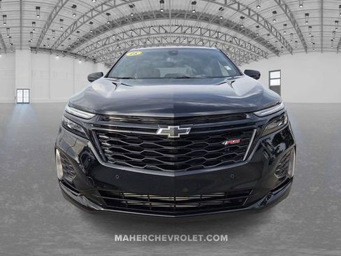 Certified 2024 Chevrolet Equinox RS FWD image 2