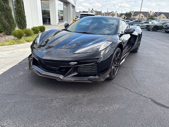 Used 2023 Chevrolet Corvette Z06 w/ Z07 Performance Package RWD image 6