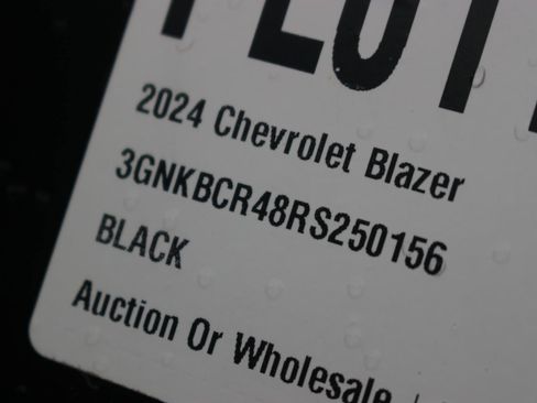 Used 2024 Chevrolet Blazer LT w/ Convenience Package FWD image 38
