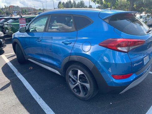 Used 2017 Hyundai Tucson Sport FWD image 3