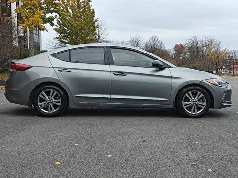Used 2017 Hyundai Elantra Value Edition FWD image 3