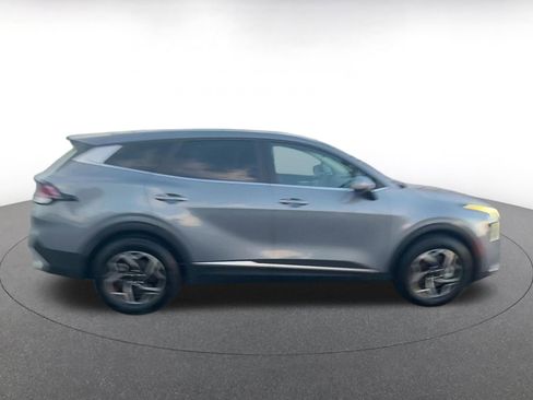 Used 2025 Kia Sportage LX FWD image 16