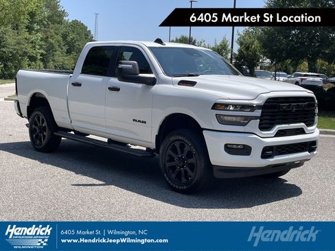 Used 2025 RAM 2500 Big Horn AWD/4WD image 1