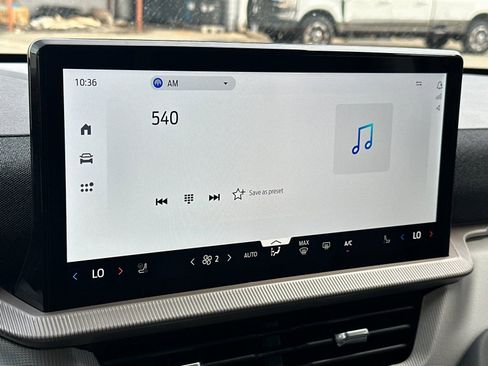 New 2026 Ford Explorer Active w/ Active Comfort Package image 21