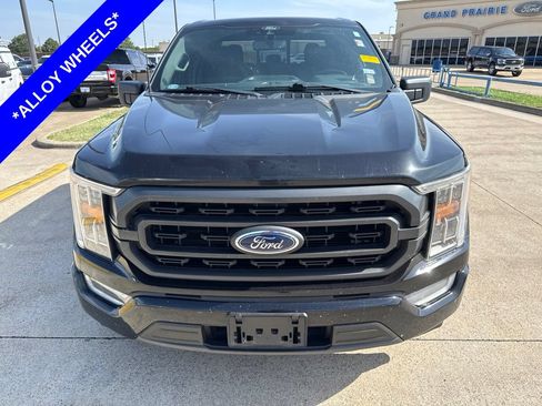 Used 2022 Ford F150 XLT w/ Equipment Group 302A High RWD image 2