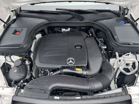 Used 2022 Mercedes-Benz GLC 300 4MATIC image 35
