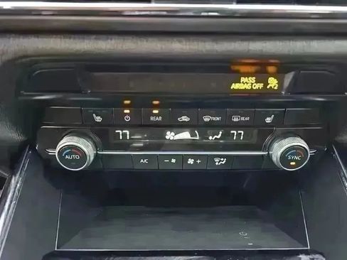 Used 2022 MAZDA CX-9 Touring w/ Touring Premium Package image 16