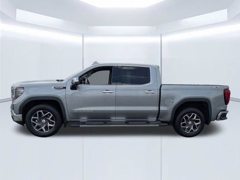 Used 2023 GMC Sierra 1500 SLT w/ SLT Premium Package AWD/4WD image 7