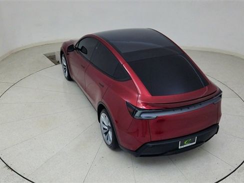 Used 2026 Tesla Model Y Long Range image 76