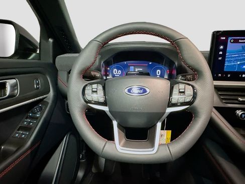 New 2026 Ford Explorer ST-Line AWD/4WD image 9