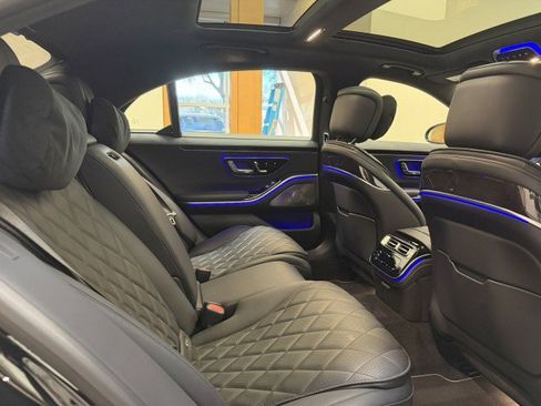 Certified 2025 Mercedes-Benz S 580 4MATIC Sedan image 19