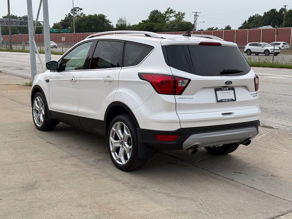 Used 2019 Ford Escape Titanium AWD/4WD image 11