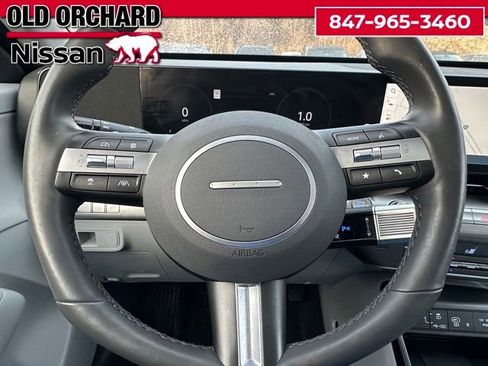 Used 2024 Hyundai Kona Limited image 22