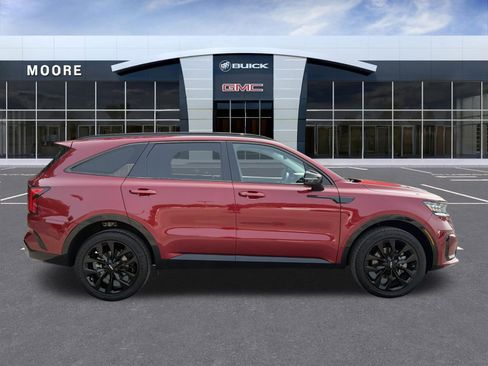 Used 2023 Kia Sorento SX AWD/4WD image 2