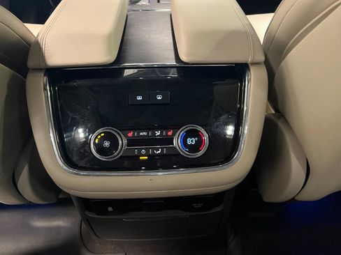 Used 2018 Lincoln Navigator Reserve w/ Technology Package image 31