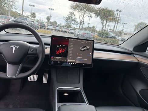Used 2023 Tesla Model 3 Performance image 10
