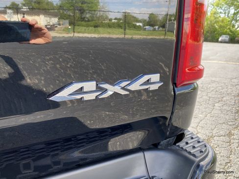 Used 2025 RAM 1500 Tungsten AWD/4WD image 25