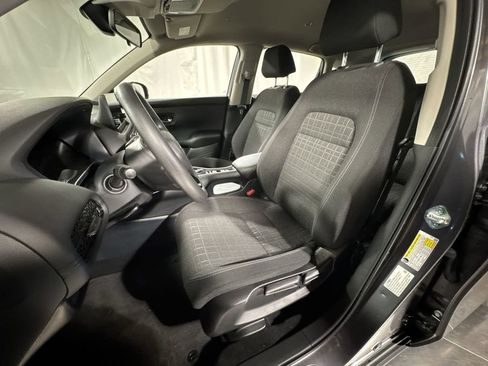 Used 2023 Honda HR-V LX image 16