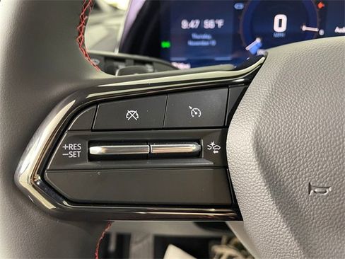 New 2026 Chevrolet Equinox EV RS image 8