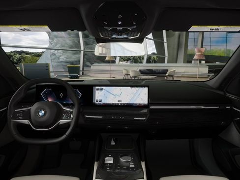 Used 2025 BMW 530i xDrive 530i xDrive w/ Premium Package image 10