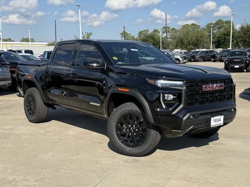 New 2026 GMC Canyon Elevation w/ Convenience Package image 2