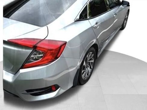 Used 2016 Honda Civic EX image 6