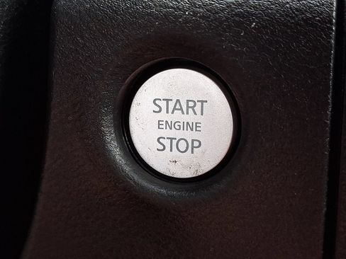 Used 2022 Nissan Frontier SV w/ Technology Package AWD/4WD image 21