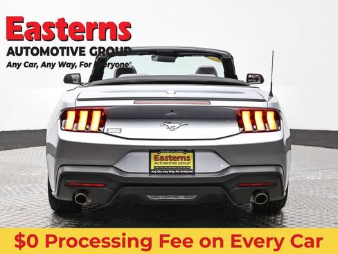 Used 2025 Ford Mustang Premium RWD image 6