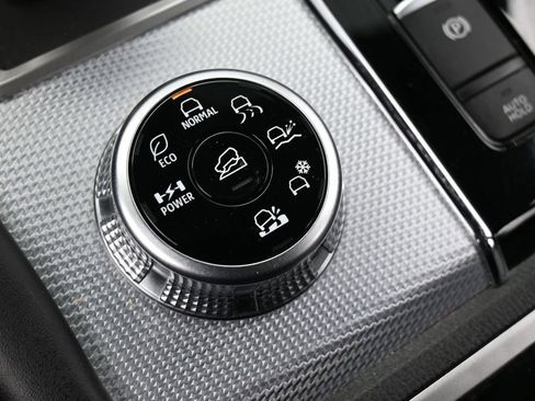 Used 2023 Mitsubishi Outlander SEL image 34