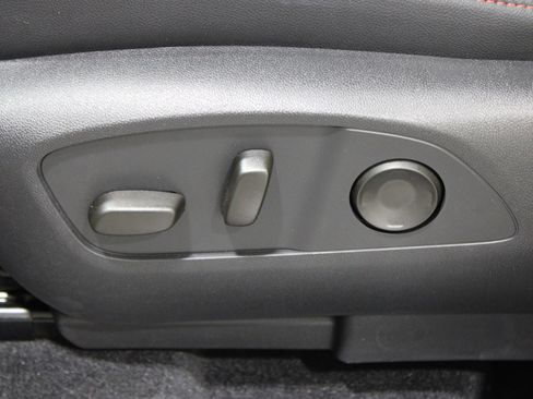 Used 2024 Chevrolet Traverse RS w/ LPO, Floor Liner Package image 4