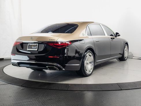 Used 2024 Mercedes-Benz Maybach S 680 4MATIC image 37