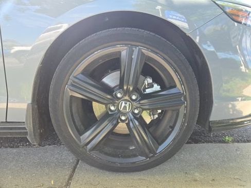 Used 2023 Honda Accord Sport image 10