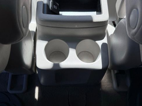 Used 2016 Nissan Quest SV image 37