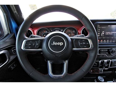 Used 2023 Jeep Gladiator Rubicon image 13