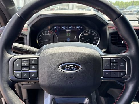 Used 2023 Ford Expedition Limited AWD/4WD image 24