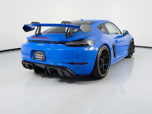 Certified 2025 Porsche 718 Cayman GT4 RS RWD image 10