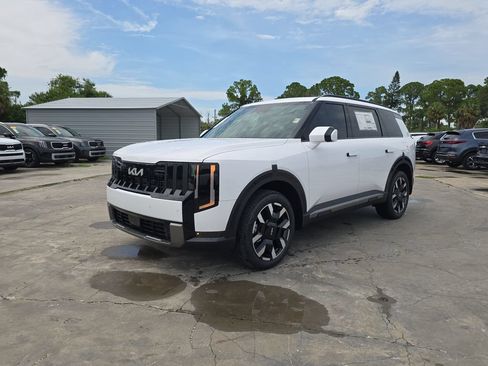 New 2027 Kia Telluride S FWD image 4