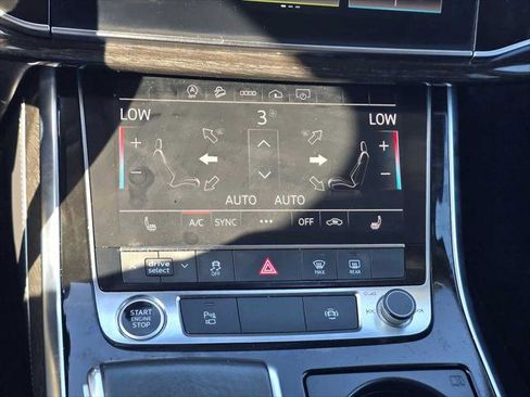 Used 2024 Audi Q7 3.0T Premium Plus image 29