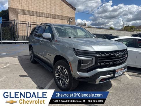 Used 2025 Chevrolet Tahoe Z71 image 7