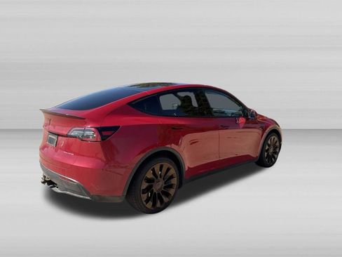 Used 2023 Tesla Model Y Long Range AWD/4WD image 3